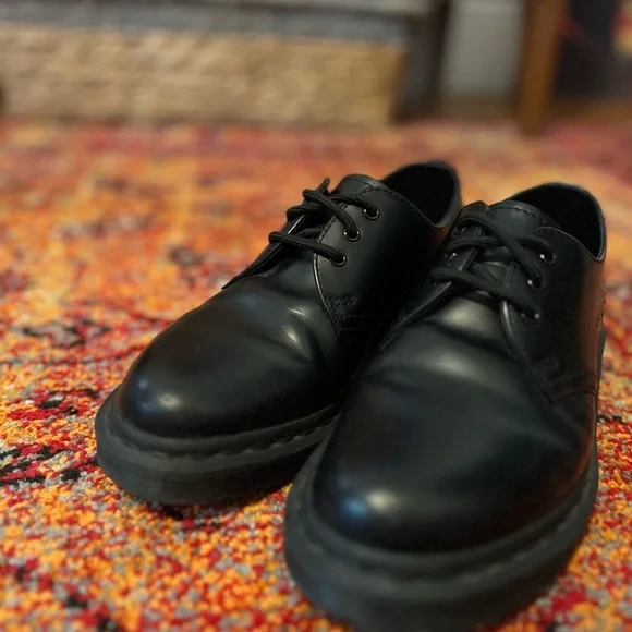 Dr. Martens Black 1461 MONO SMOOTH LEATHER OXFORD SHOES - Picture 5 of 8
